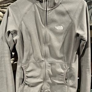 Gray fleece north face with hood and pockets